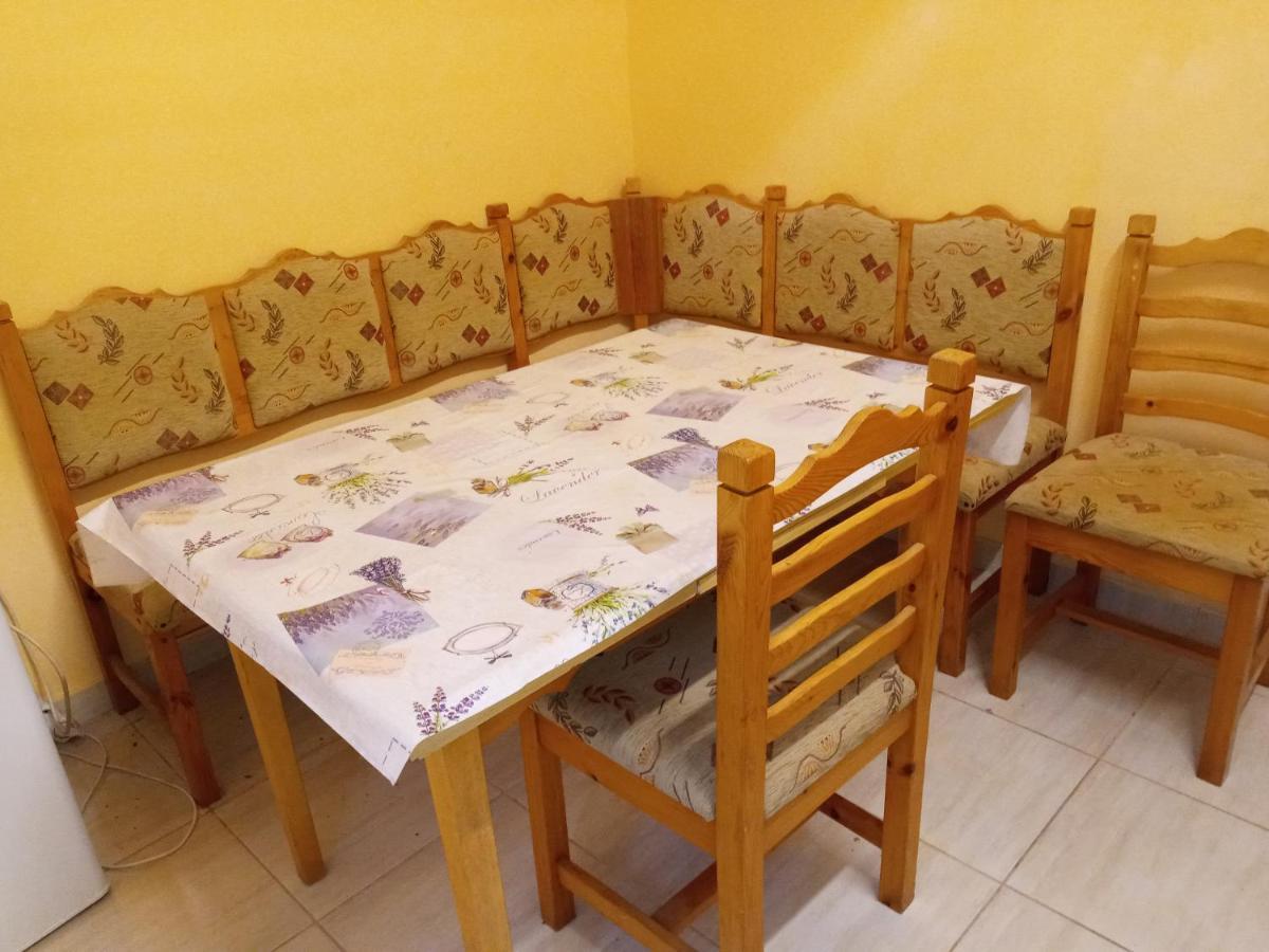 Napsugar Apartmanhaz Balatonlelle Extérieur photo