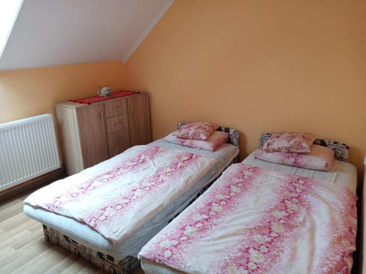 Napsugar Apartmanhaz Balatonlelle Extérieur photo