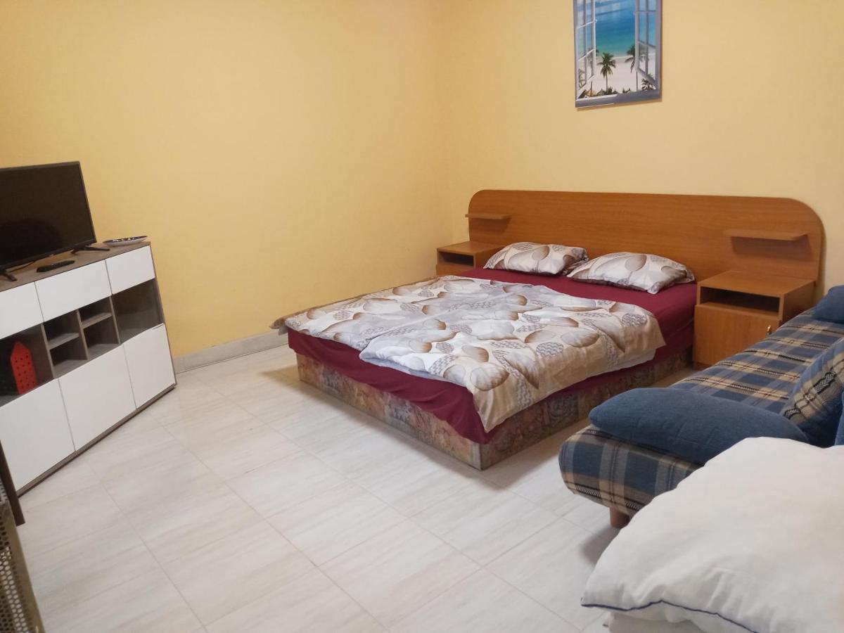 Napsugar Apartmanhaz Balatonlelle Extérieur photo
