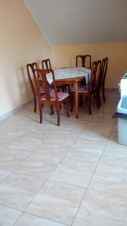 Napsugar Apartmanhaz Balatonlelle Extérieur photo