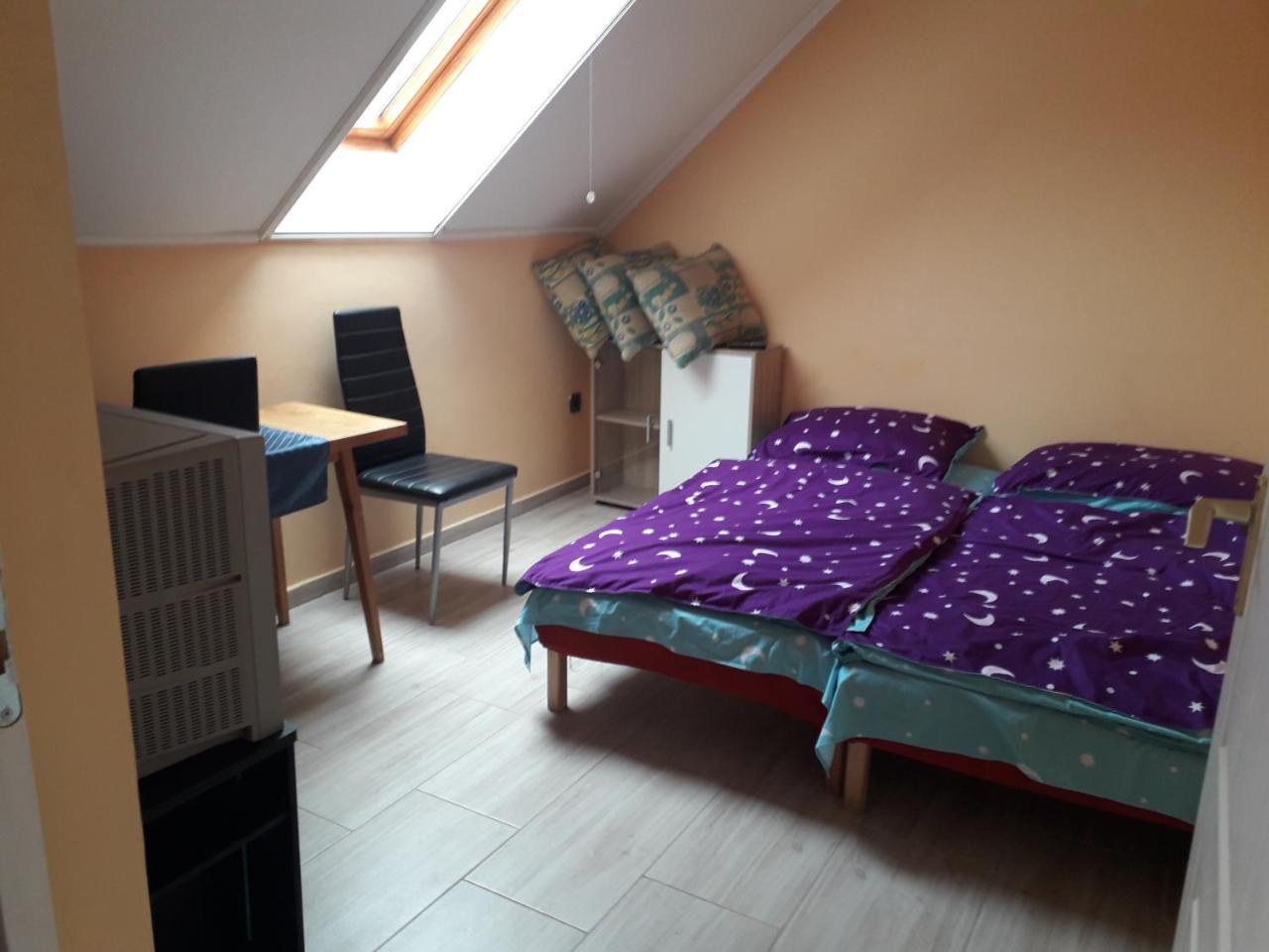 Napsugar Apartmanhaz Balatonlelle Extérieur photo