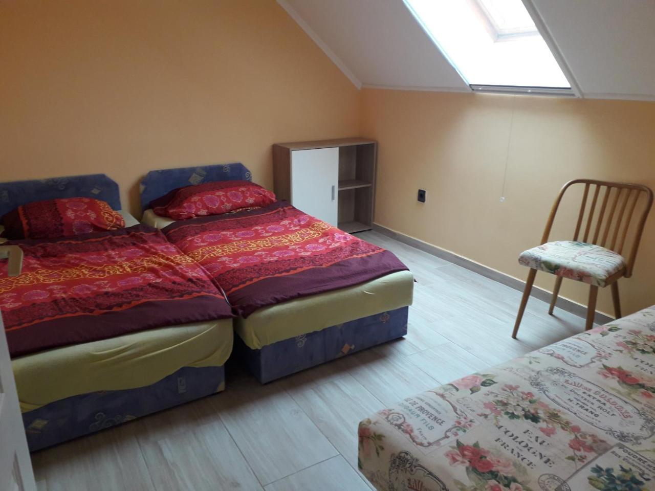 Napsugar Apartmanhaz Balatonlelle Extérieur photo